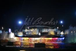 Image du Maroc Professionnelle de  L'ancienne fontaine lumineuse et musicale de Casablanca qui étai l’une des plus importante attraction du centre ville  de la cité blanche, la fierté des Bidaouis surtout durant les années soixante dix et quatre vingt. Située sur la place Mohammed V, Mercredi 21 Novembre 2012. (Photo / Abdeljalil Bounhar) 